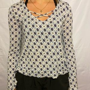pattered shirt